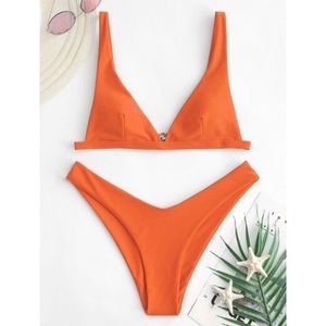 {NWT} ZAFUL | Sexy High Cut Plunge Bikini 👙 Small